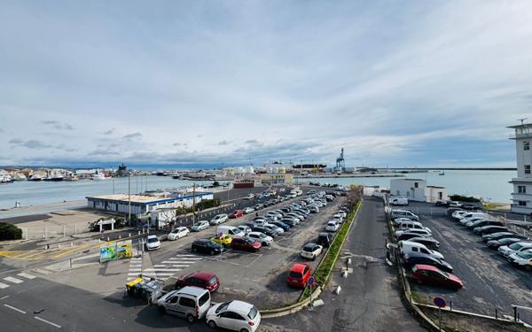 Appartement à vendre    3 pièces • 62,43 m2 Sète