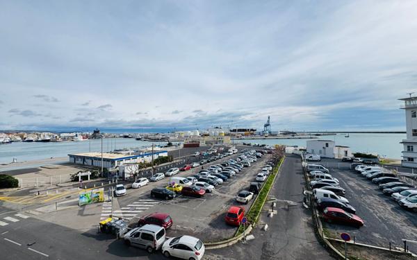 Appartement à vendre    3 pièces • 62,43 m2 Sète