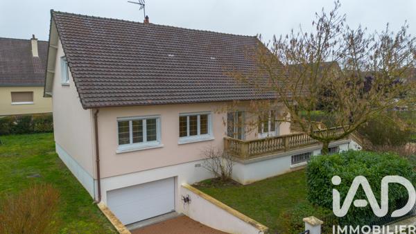 Maison à vendre 7 pièces 214 m² Le Mesnil-sur-Oger