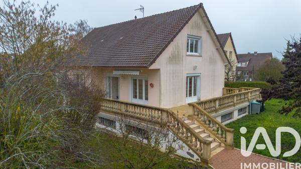 Maison à vendre 7 pièces 214 m² Le Mesnil-sur-Oger