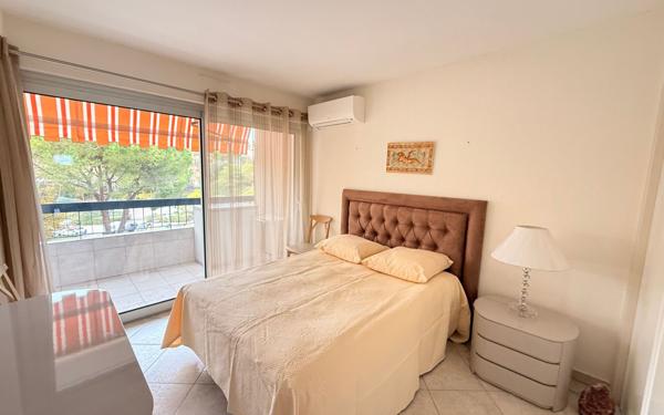 Appartement à louer    3 pièces • 72 m2 Villeneuve-Loubet