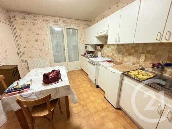 Appartement T4 à vendre  4 pièces - 83,82 m2 PERONNAS - 01