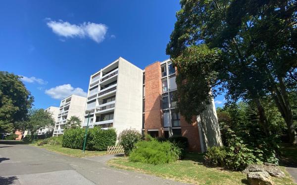 Appartement à vendre    5 pièces • 97,93 m2 Les Ulis