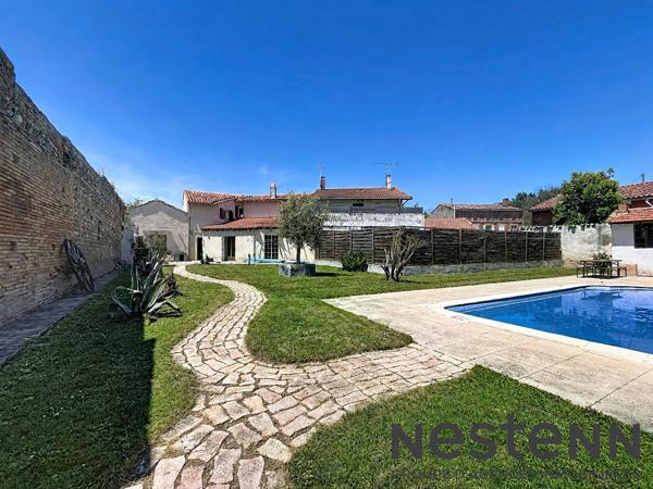 Maison de ville à Carbonne avec jardin et piscine