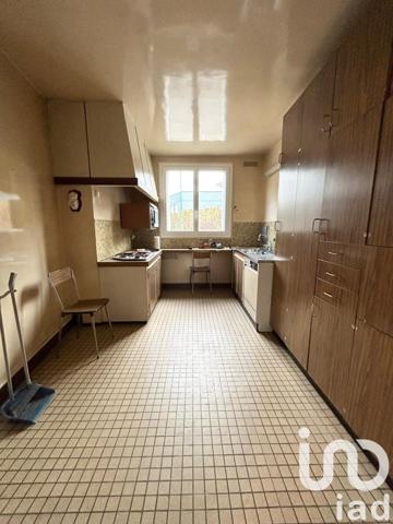 Appartement 5 pièces de 100 m² à Garges-lès-Gonesse (95140)