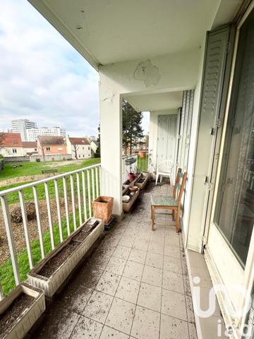 Appartement 5 pièces de 100 m² à Garges-lès-Gonesse (95140)