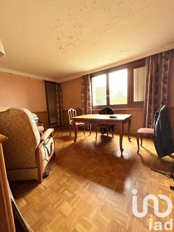 Appartement 5 pièces de 100 m² à Garges-lès-Gonesse (95140)