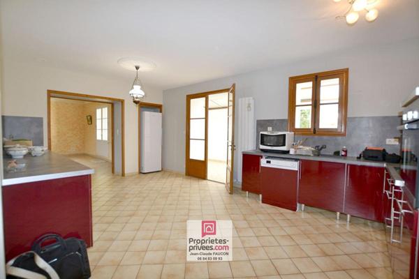 Maison  6 pièce(s) 141 m2