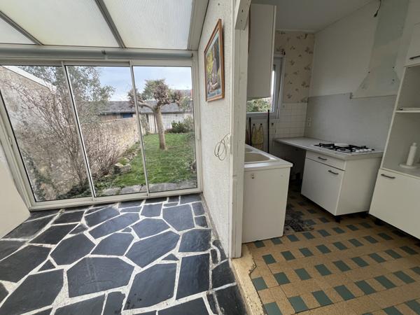 Thouars (79100) ref 99490 A Saisir ! THOUARS Centre proche commerces, belle maison de 1900 de 115 m2 avec jardin