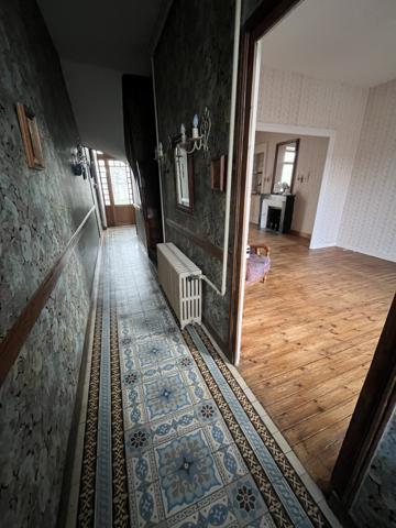 Thouars (79100) ref 99490 A Saisir ! THOUARS Centre proche commerces, belle maison de 1900 de 115 m2 avec jardin