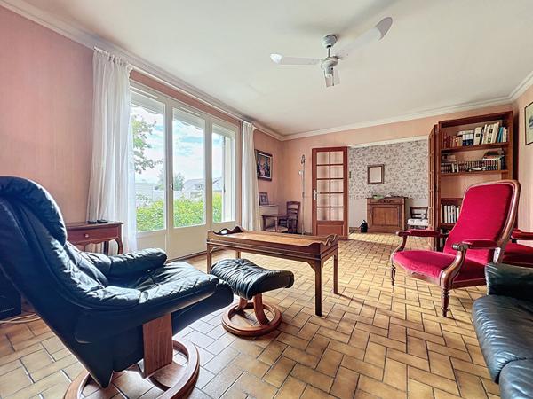 A vendre - Maison 4 chambres de 113 m² avec vie de plain-pied, jardin et garage "Angers Les Banchais"