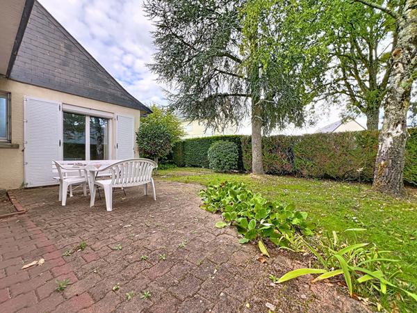 A vendre - Maison 4 chambres de 113 m² avec vie de plain-pied, jardin et garage "Angers Les Banchais"