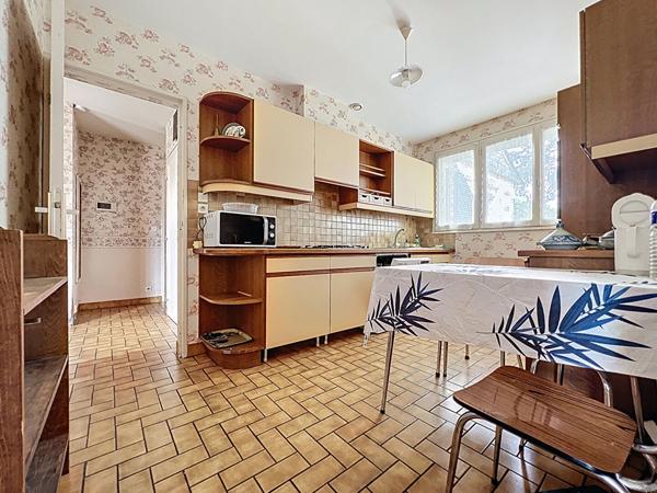 A vendre - Maison 4 chambres de 113 m² avec vie de plain-pied, jardin et garage "Angers Les Banchais"