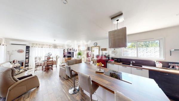 MILLAS - MAISON DE PLAIN-PIED - T5 - 4 FACES  - 122 m2 - TERRAIN 755 m²