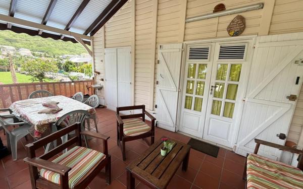 Maison à vendre    7 pièces •  Le Carbet