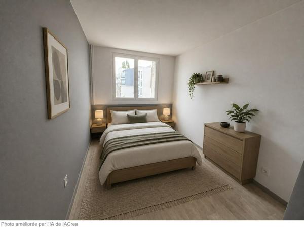 Exclusivité 4P lumineux avec balcon, cave & pkg