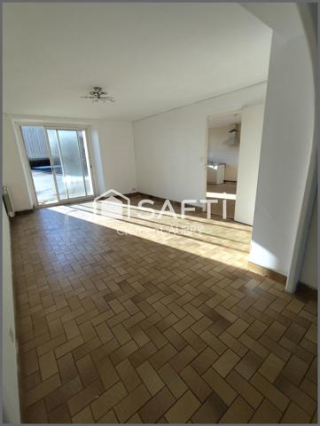 Maison familiale sur grand terrain avec dépendance !