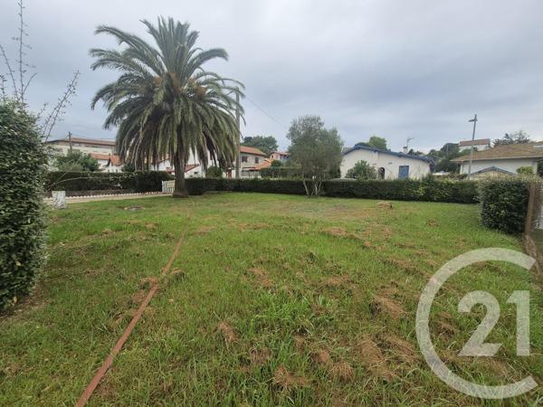 Terrain à vendre  420 m 2   ANGLET  - 64