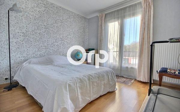 Maison à vendre    6 pièces • 142 m2 Élancourt