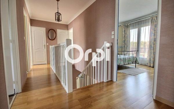 Maison à vendre    6 pièces • 142 m2 Élancourt