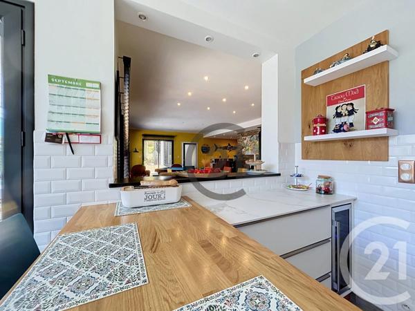 Maison à vendre  7 pièces - 175 m 2   GUERANDE  - 44