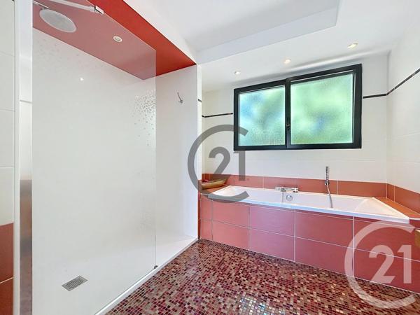 Maison à vendre  7 pièces - 175 m 2   GUERANDE  - 44