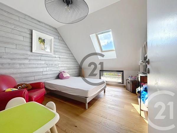 Maison à vendre  7 pièces - 175 m 2   GUERANDE  - 44