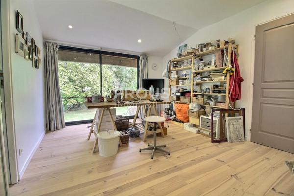 En exclusivité Magnifique propriété dans un cadre exceptionnel, à 10 minutes d'une gare TGV.