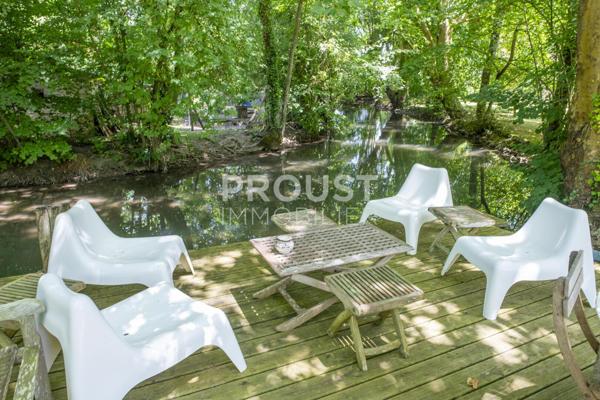 En exclusivité Magnifique propriété dans un cadre exceptionnel, à 10 minutes d'une gare TGV.