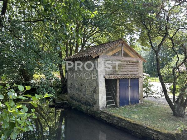 En exclusivité Magnifique propriété dans un cadre exceptionnel, à 10 minutes d'une gare TGV.