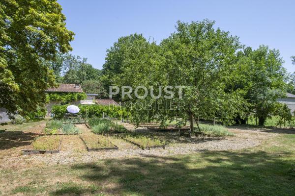 En exclusivité Magnifique propriété dans un cadre exceptionnel, à 10 minutes d'une gare TGV.