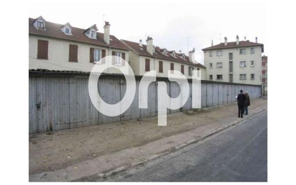 Stationnement à louer    Villeneuve-Saint-Georges