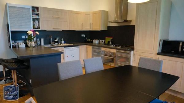 Appartement à louer 3 pièces 78.02m²