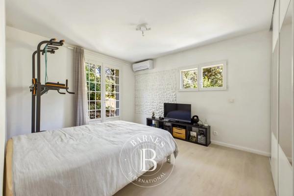Marseille 11ème, Maison 4 Chambres -  230 m² à vendre