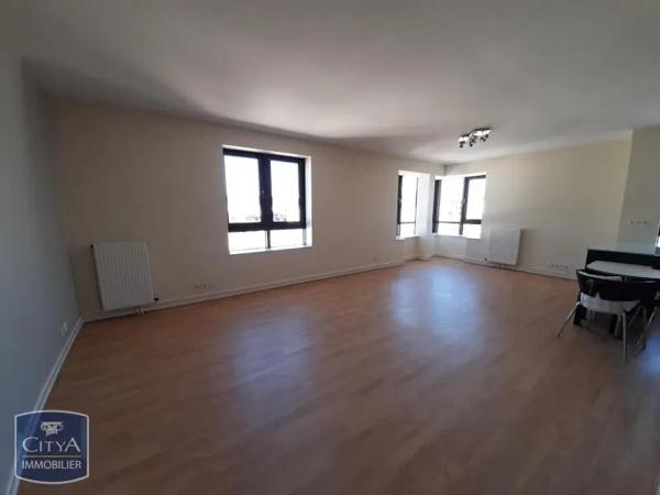 Appartement à louer 3 pièces 76.67m²