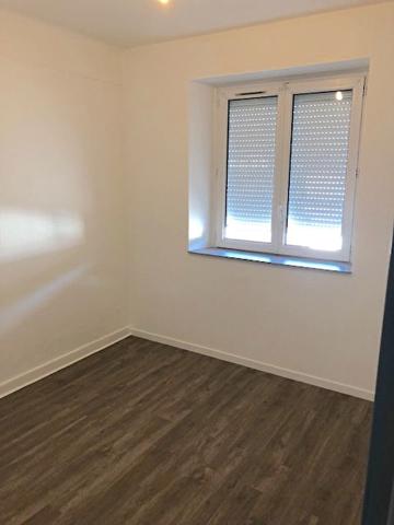 APPARTEMENT T4 AVEC TERRASSE, GARAGE ET PARKING PRIVE
