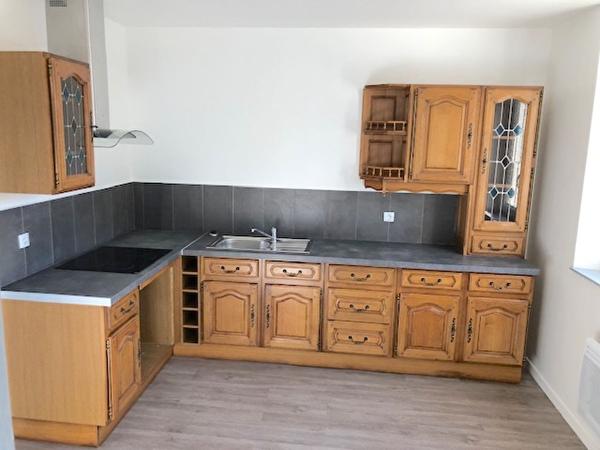 APPARTEMENT T4 AVEC TERRASSE, GARAGE ET PARKING PRIVE