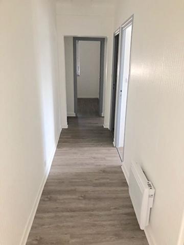 APPARTEMENT T4 AVEC TERRASSE, GARAGE ET PARKING PRIVE