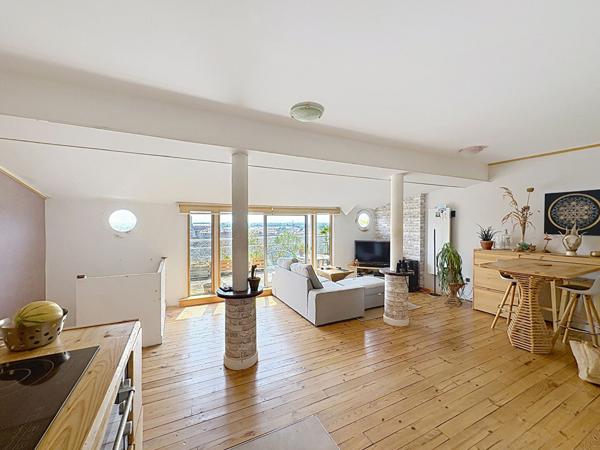 Appartement T2 à vendre avec terrasse panoramique centre-ville de Montauban (82)