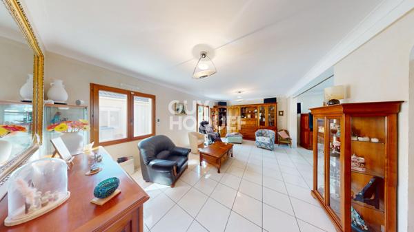 NANTES CHANTRERIE - Maison familiale 266 m² - 4 chambres - Jardin 700 m²