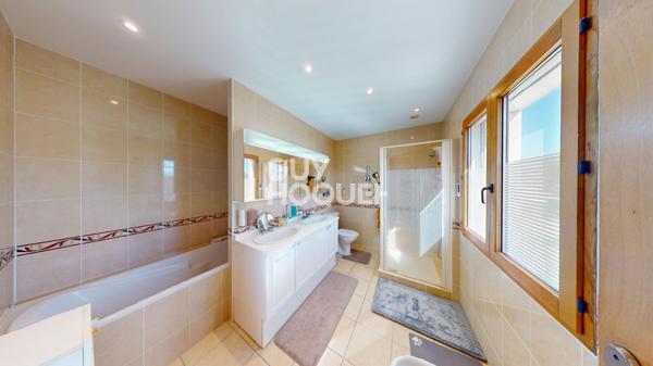 NANTES CHANTRERIE - Maison familiale 266 m² - 4 chambres - Jardin 700 m²