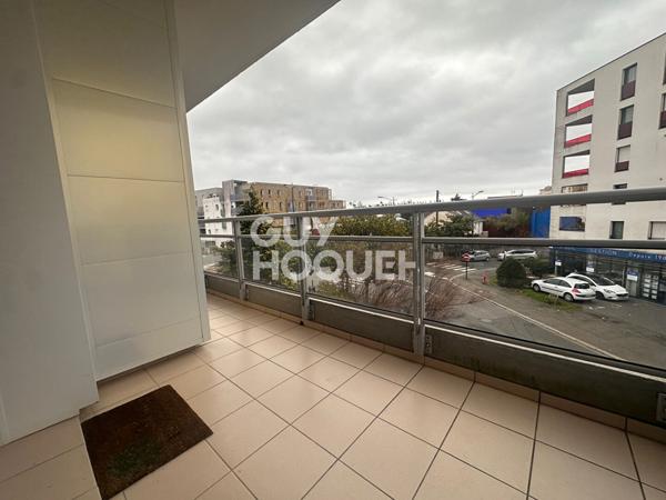 Spacieux T4 de 100 m² ? Rond-Point de Vannes, avec grand balcon traversant