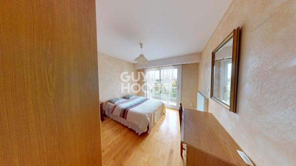 Spacieux T4 de 100 m² ? Rond-Point de Vannes, avec grand balcon traversant