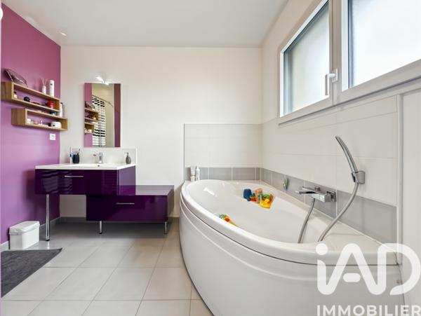 Maison à vendre 5 pièces 113 m² Bonchamp-lès-Laval