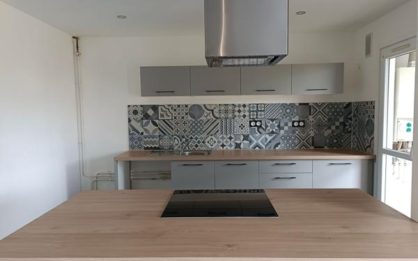 Appartement à vendre    3 pièces • 76,11 m2 Nîmes