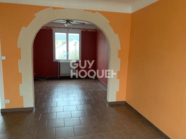 CLOYES SUR LE LOIR : maison proche centre ville