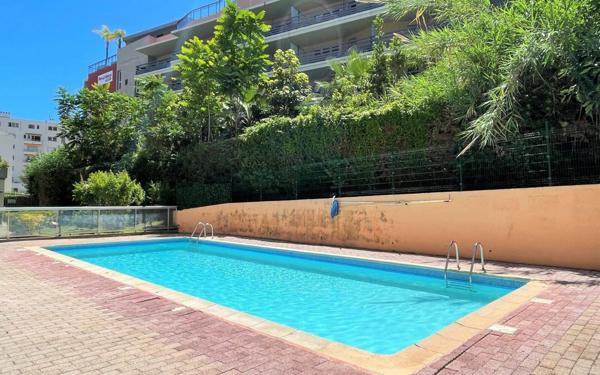Appartement à vendre    1 pièce • 25,59 m2 Roquebrune-Cap-Martin