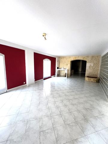 Murs Coeur de village - 7 pièce(s) 320 m2 330 m²