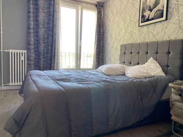 Grand Appartement à vendre 5 pièces lumineux, proches des écoles ORLEANS (45)