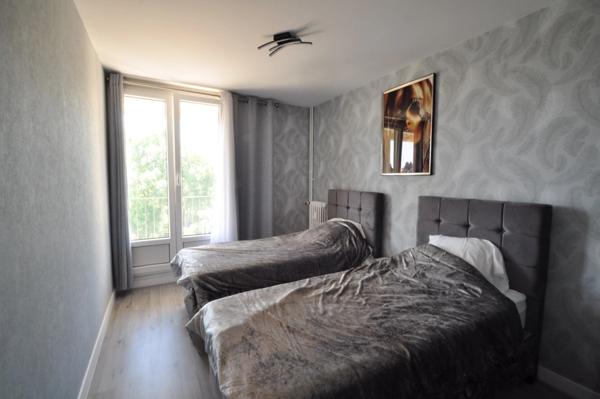 Grand Appartement à vendre 5 pièces lumineux, proches des écoles ORLEANS (45)